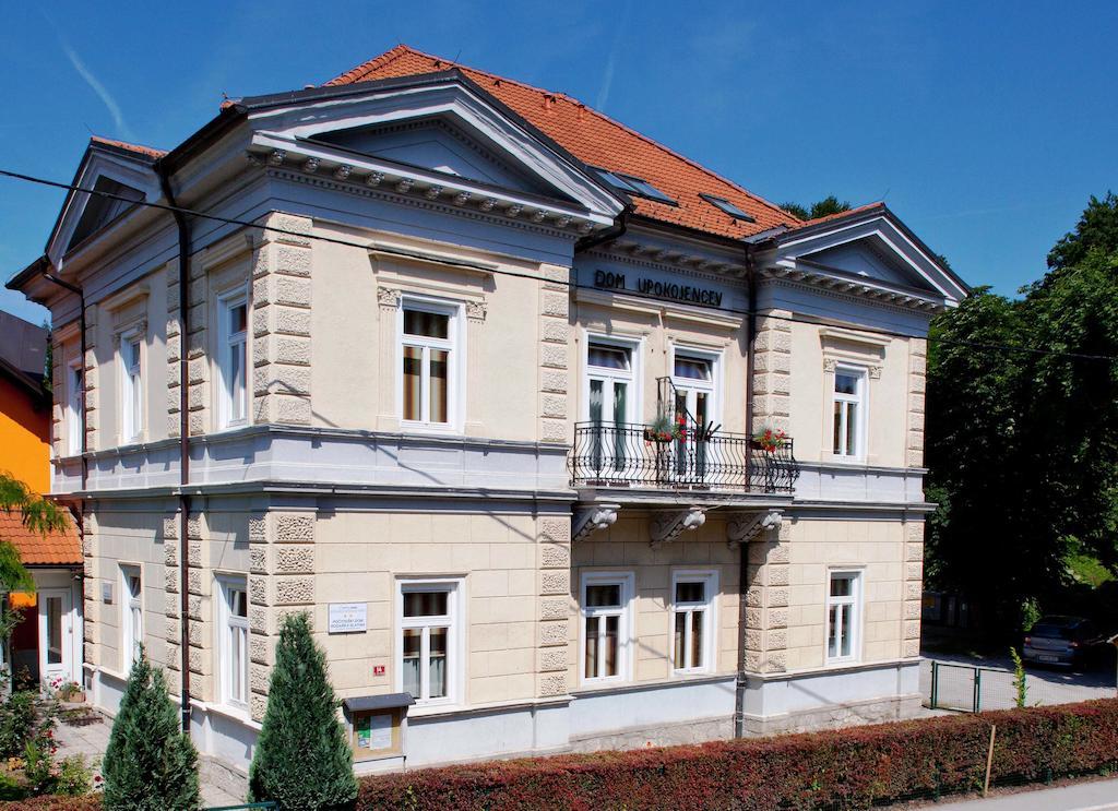 Garni Hotel Vila Ana Rogaška Slatina Exterior foto